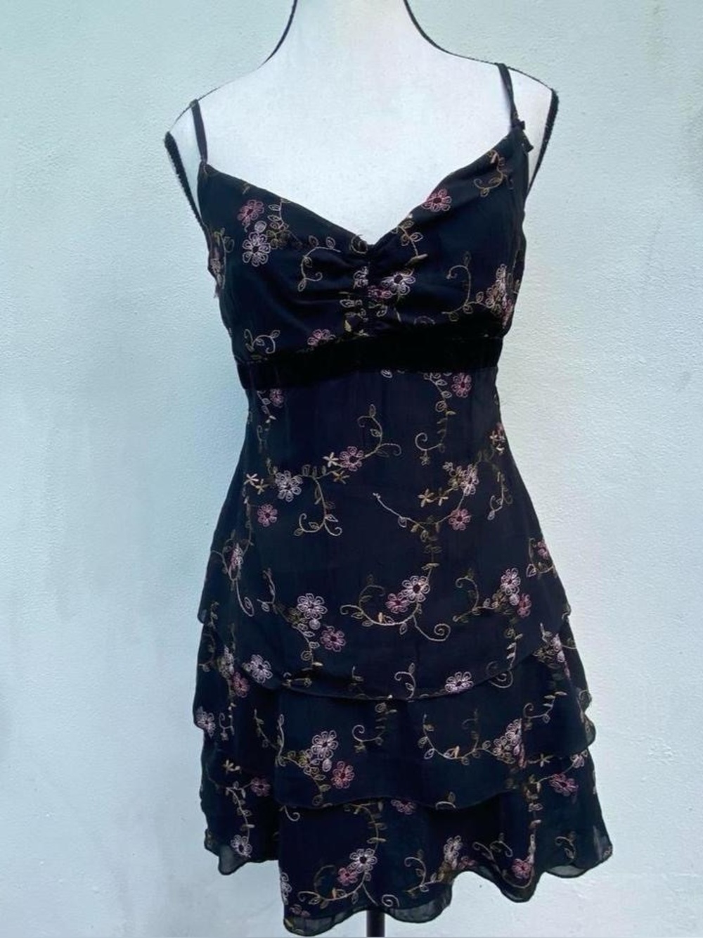 Y2K Whimsygoth Black Multi Floral Embroidered Tiered Ruffle Mini Dress Small 40